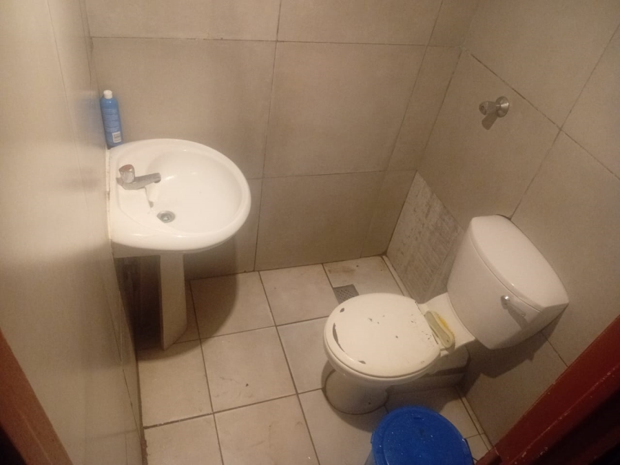 1 Bedroom Property for Sale in Asla Park Western Cape